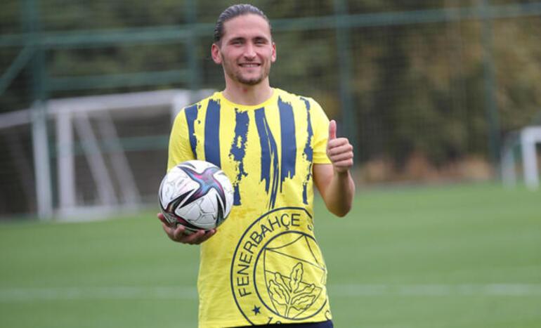 Fenerbahçe finalde, King ve Crespo düğünde... ‘Bir sonraki transferlerinde mutlaka sicillerine işleyecektir’