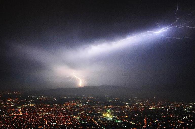 Meteorolojiden yeni hava durumu raporu: İstanbul, Ankara, İzmir dahil 29 kentte sarı alarm