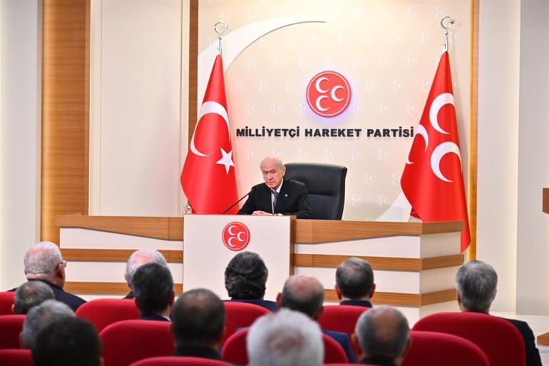 Bahçeliden il başkanlarıyla toplantı