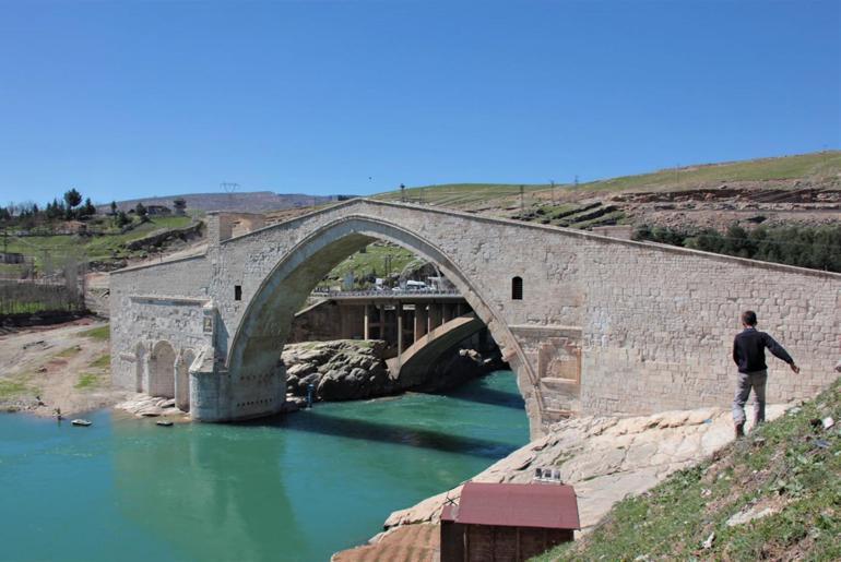 İntihar girişiminin nedeni cinsel istismar, tehdit ve şantaj çıktı; şüpheli tutuklandı