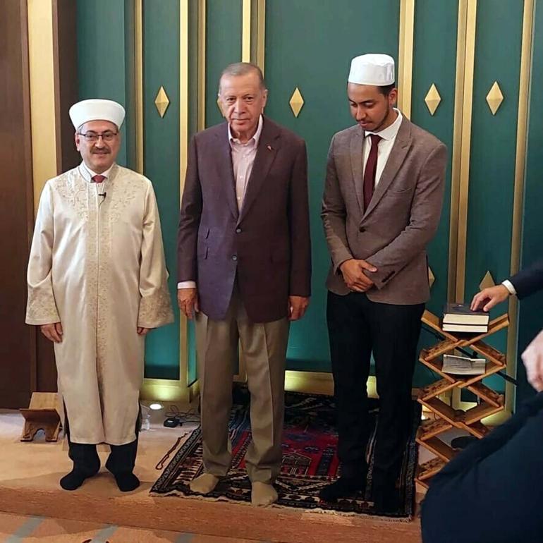 Cumhurbaşkanı Erdoğan bayram namazını Muğlada kıldı