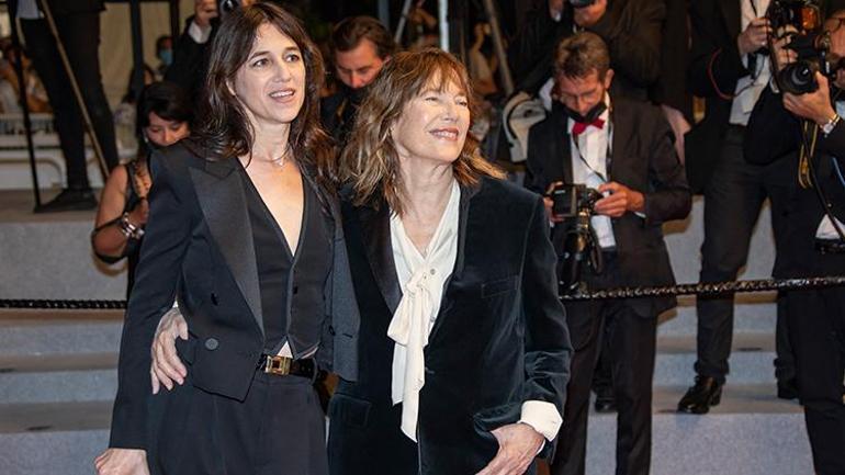 Dünyaca ünlü şarkıcı ve oyuncu Jane Birkin hayatını kaybetti