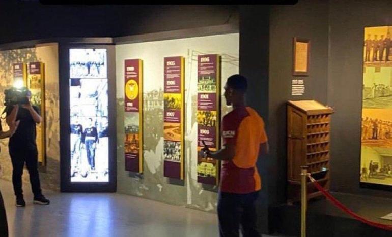 Son Dakika: Galatasarayda Tete ve fotoğraf krizi KAP bildirimi öncesi sızdı, görevine son verilecek...