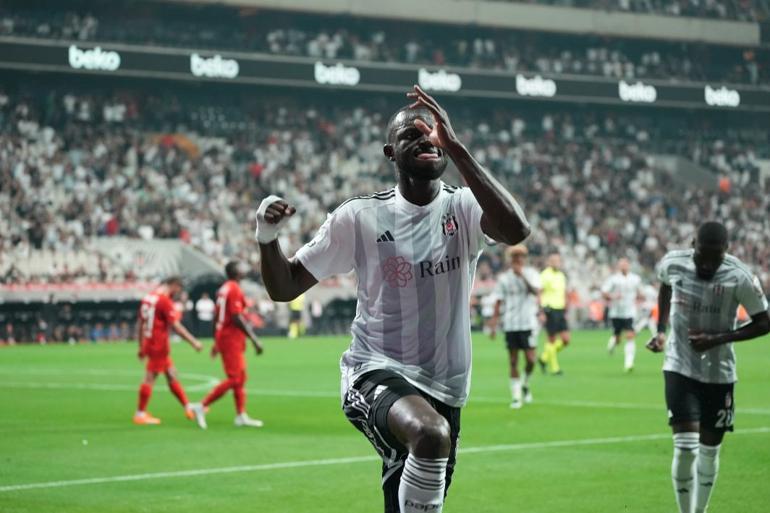 Son Dakika: Beşiktaş - Pendikspor maçında Colleyin iptal edilen golünde top dışarı çıktı mı İspat edemem, uyanıklık yapma, 3. Lig maçıymışcasına...