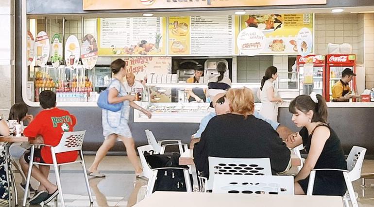 Şimşek, restoranın devamlı müşterisi