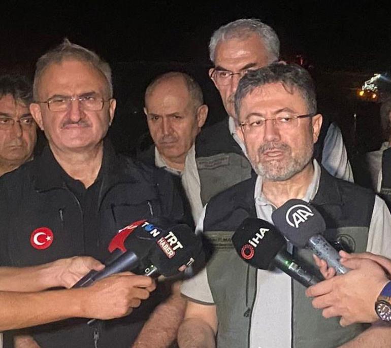 Son dakika... Çanakkale, Bursa ve Bilecikte orman yangını: Çanakkale-Çan yolu tedbir amacıyla ulaşıma kapatıldı