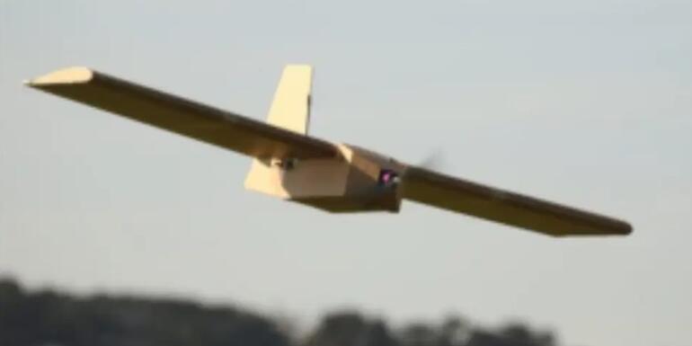 Savaşta bir ilk Ukrayna karton dronlarla Rus jetlerini vurdu
