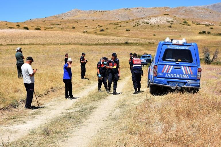 Dağa kaçan katil yakalanamadı, köylüler evini terk etti