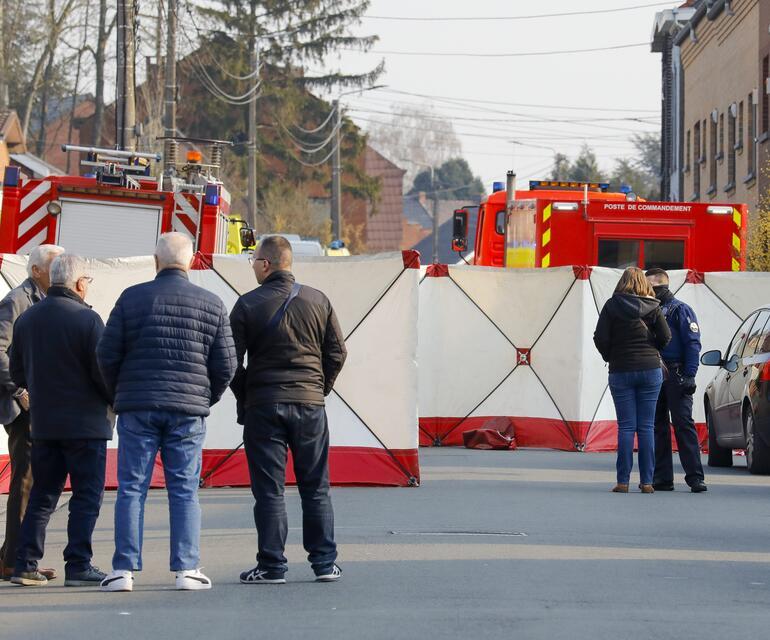 Belçikada araç karnaval alanına daldı: 6 ölü
