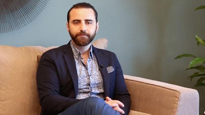 Doğum sonrası sarkıklıklara mini karın germe operasyonu ile müdahale!