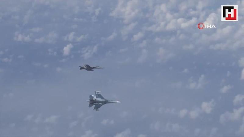 Rusya, Şoygu’nun uçağına yaklaşmaya çalışan NATO uçağının görüntüsünü yayınladı