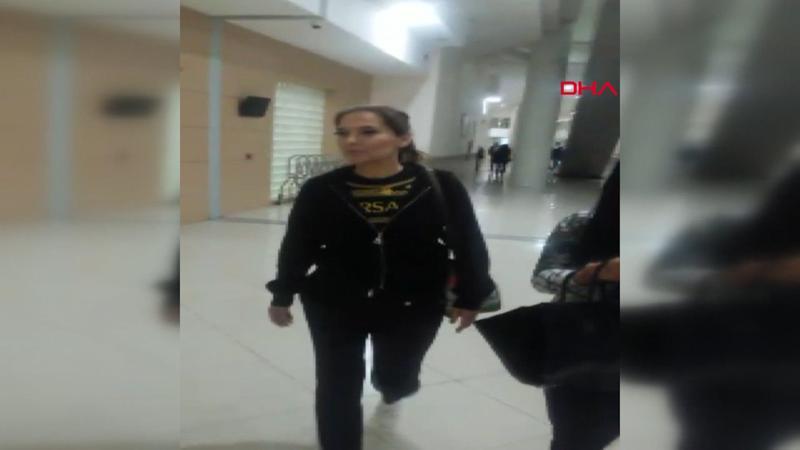 Demet Akalın icra memurunu affetmedi