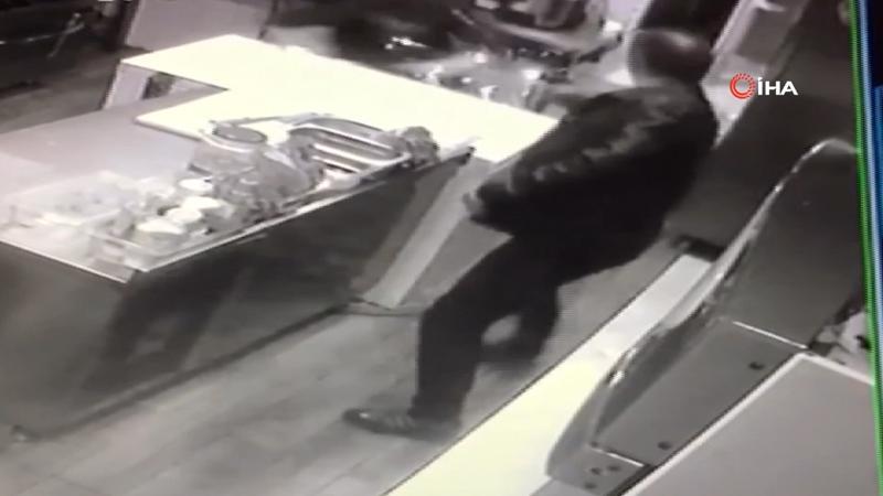 Girdiği kafede 2 çocuk annesi kadını böyle vurdu