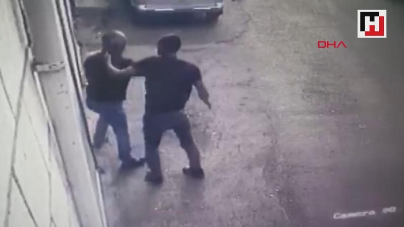Engelliyi tekme tokat dövüp, parasını gasbetti