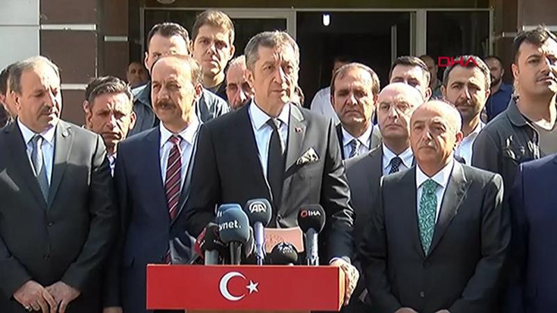 Milli Eğitim Bakanı Ziya Selçuk, Akçakale'de açıklamalarda bulundu