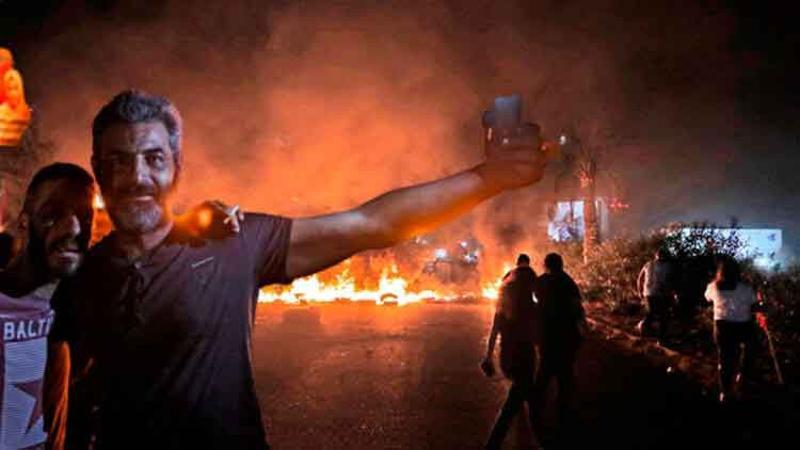 Lübnan'da, hükümet karşıtı protesto