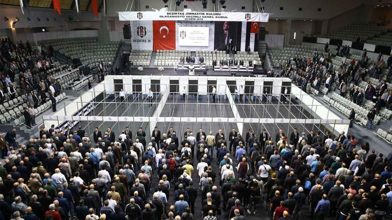 Beşiktaş'ta oy verme işlemi sürüyor...