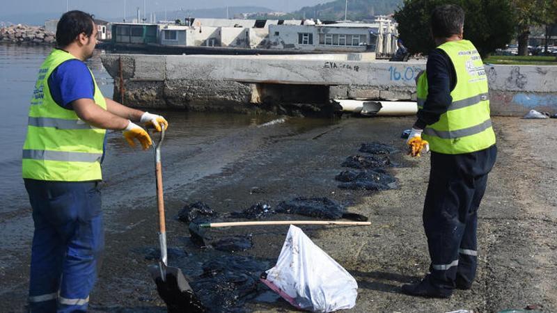 İzmir'de balıkçılar ve halk uyarıldı
