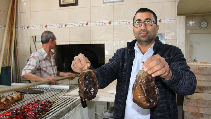 Hem ucuz, hem lezzetli "Tombul Patlıcan Kıynağı"