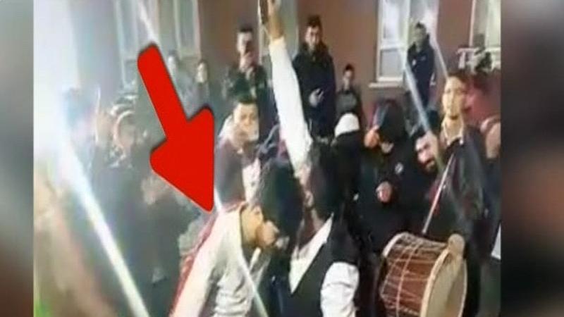 Şarkıcı Fatih Bulut Asker Eğlencesinde Havaya 11 El Ateş Etti!