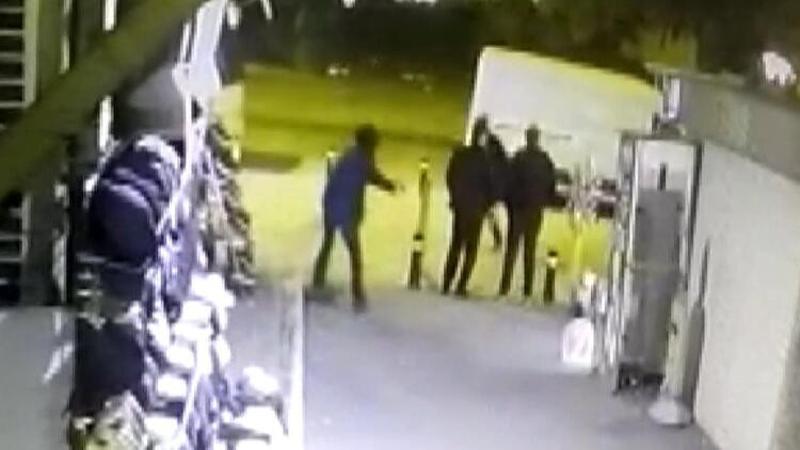 Fatih'te silahlı saldırı güvenlik kamerasında