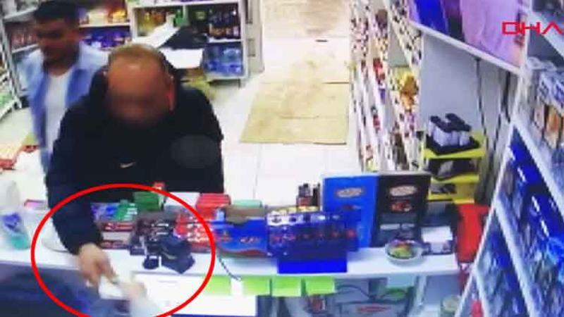 Kasiyeri şaşırttı, iki defa para üstü aldı