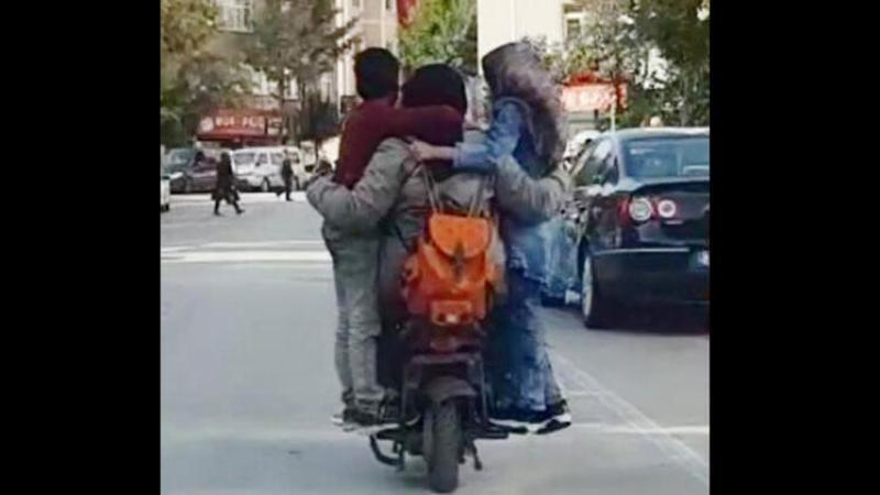5 kişinin elektrikli bisiklette akıl almaz yolculuğu