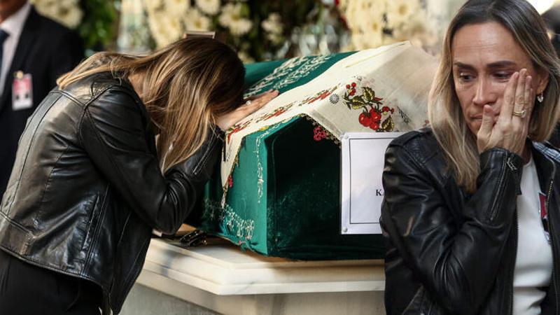 Yaşar Büyükanıt'ın eşi son yolculuğuna uğurlandı