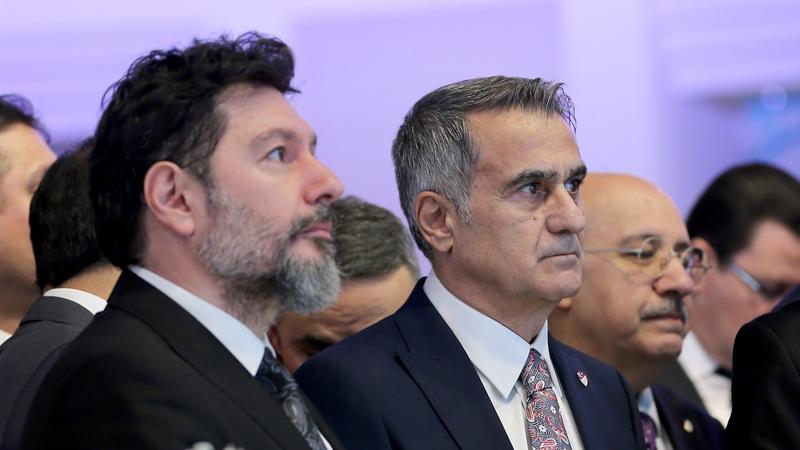 "Benim elimden paramı aldılar"