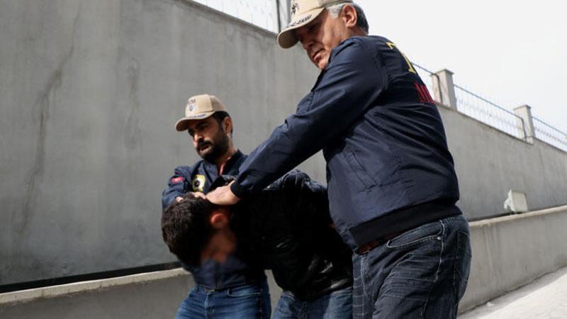 DEAŞ operasyonunda örgüte katılanların listesi ele geçirildi