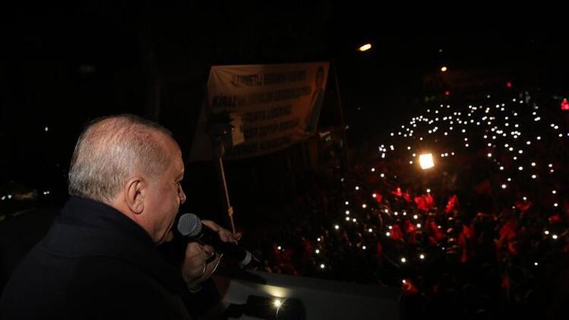 Cumhurbaşkanı Erdoğan, İzmir'in Kiraz ilçesinde vatandaşlara hitap etti