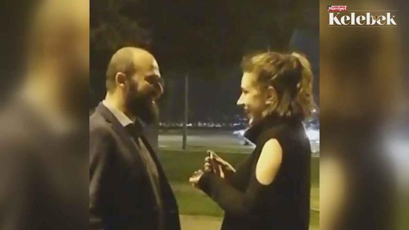 Gözde Çığacı sevgilisi Tümer Gülümserler'e evlilik teklif etti