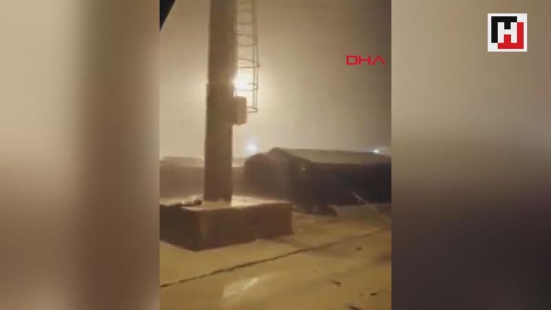 Arnavutluk'u depremden sonra fırtına vurdu