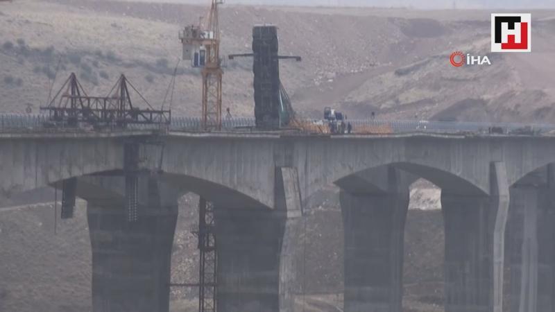 Hasankeyf’te vinç kazası