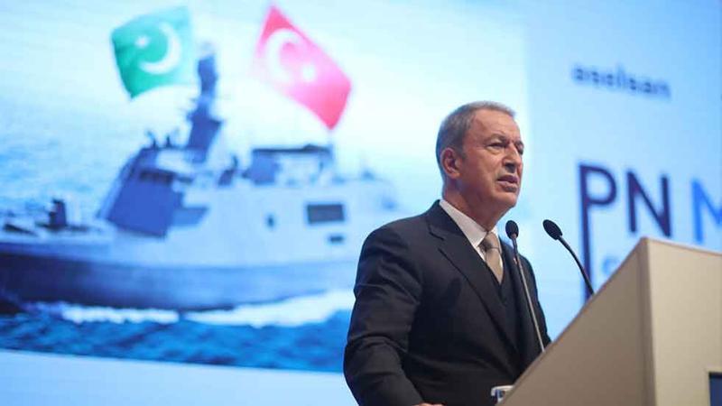 Bakan Akar: Terörle mücadelede yalnız bırakıldık