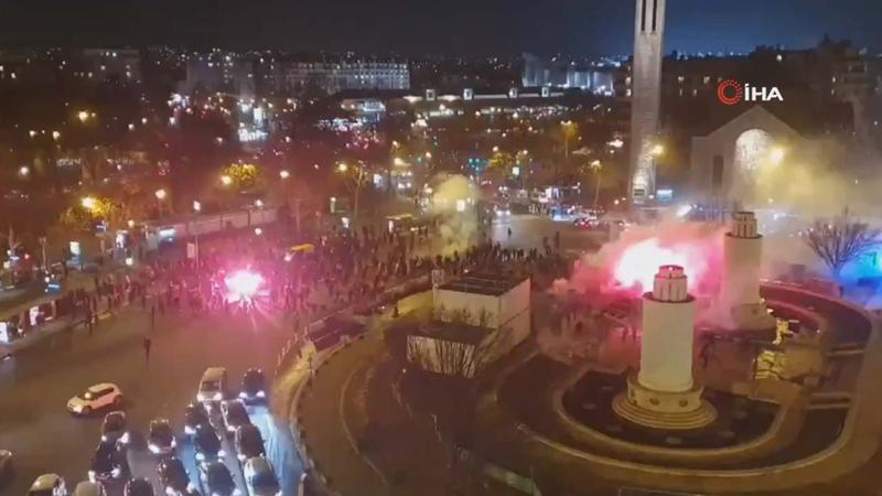 Paris'te arbede yaşandı!