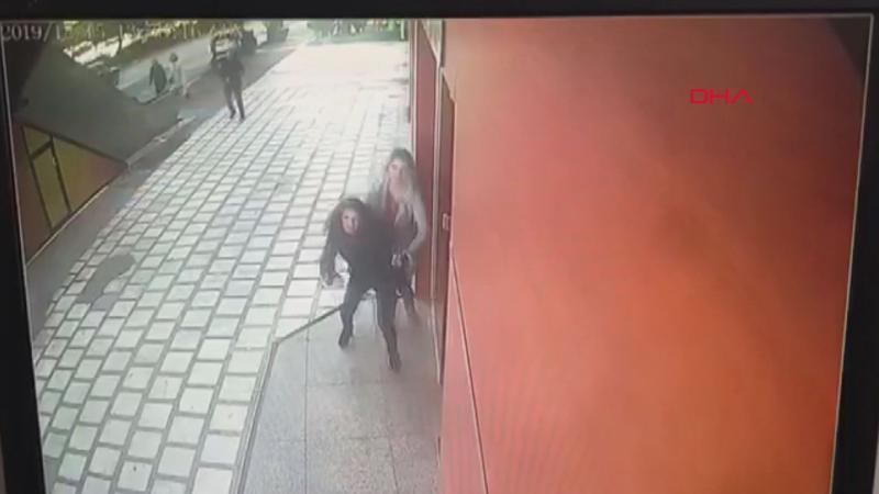 Direksiyonda fenalaştı, otomobille Açık Öğretim bürosuna girdi