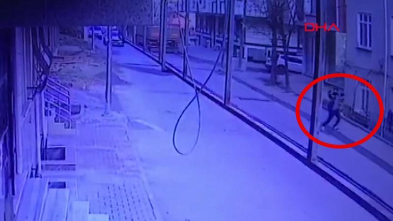 Pompalı tüfekle rastgele ateş ederek böyle ilerledi