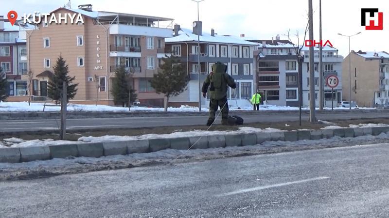 Kütahya'da yol kenarında unutulan bavul tedirginliğe neden oldu
