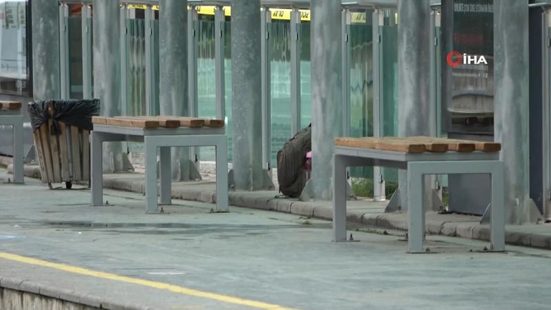 Tramvay istasyonunda şüpheli çanta paniği