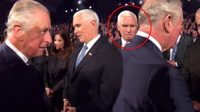 Prens Charles, Mike Pence'in elini sıkmadı