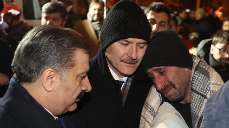 Üç bakan deprem bölgesinde