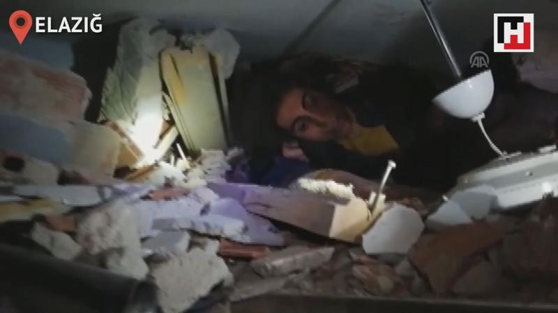 Kızı Yüşra ile enkaz altında kalan annenin asker ile konuşması ortaya çıktı