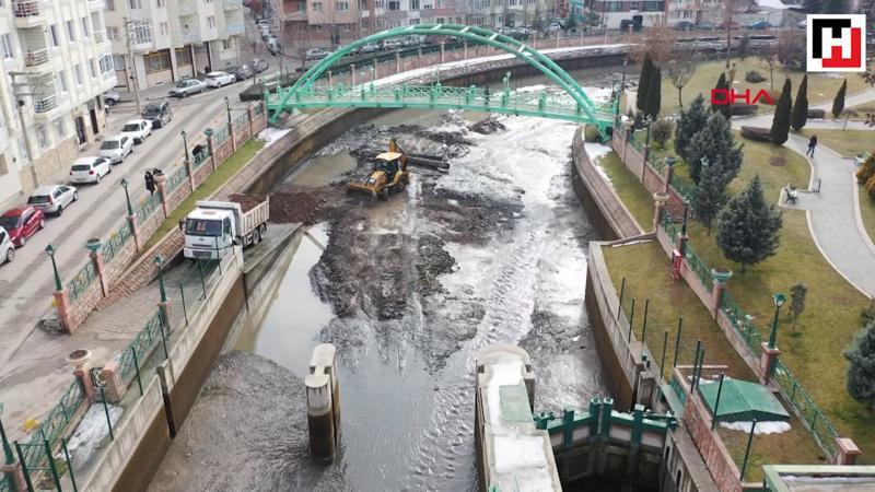 Porsuk çayı'nda dip temizliği başlatıldı