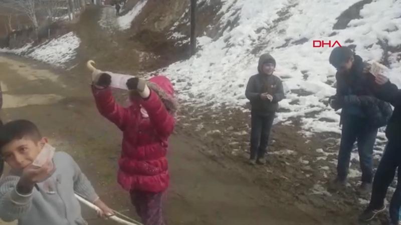 Hayırsever, depremzedelerin market borcunu ödedi