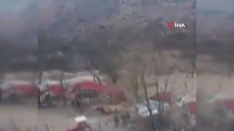 Sel sularına kapılan ev böyle sürüklendi