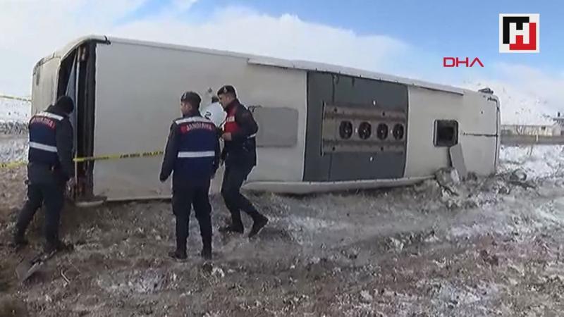 Kayseri'de yolcu otobüsü devrildi