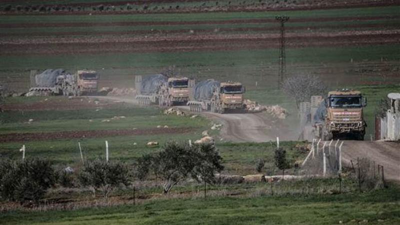İdlib'deki gözlem noktalarına obüs ve mühimmat sevkiyatı