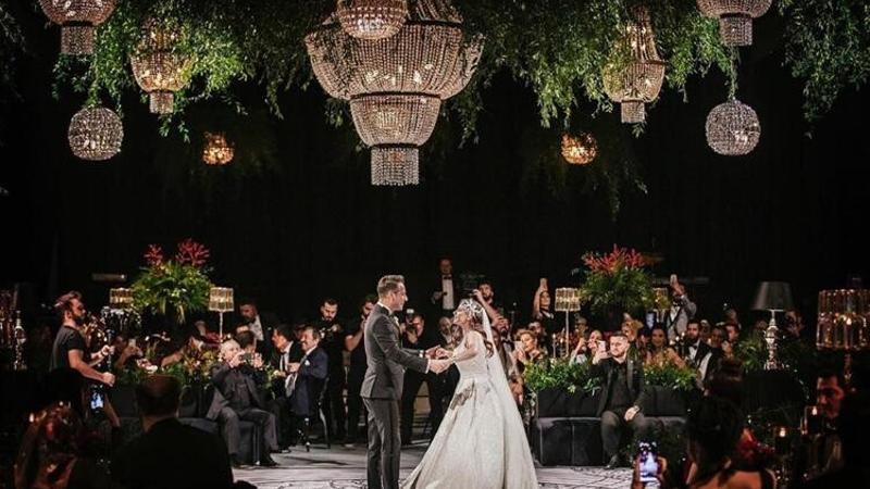 Merve Özbey evlendi... İşte düğünden detaylar