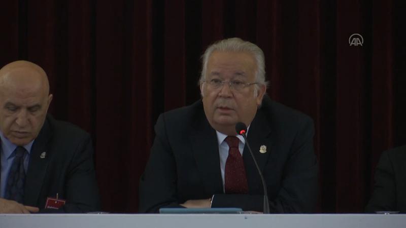 Hamamcıoğlu: "Camiamız ve divan üyelerimiz başkanımızdan özür beklemektedir"